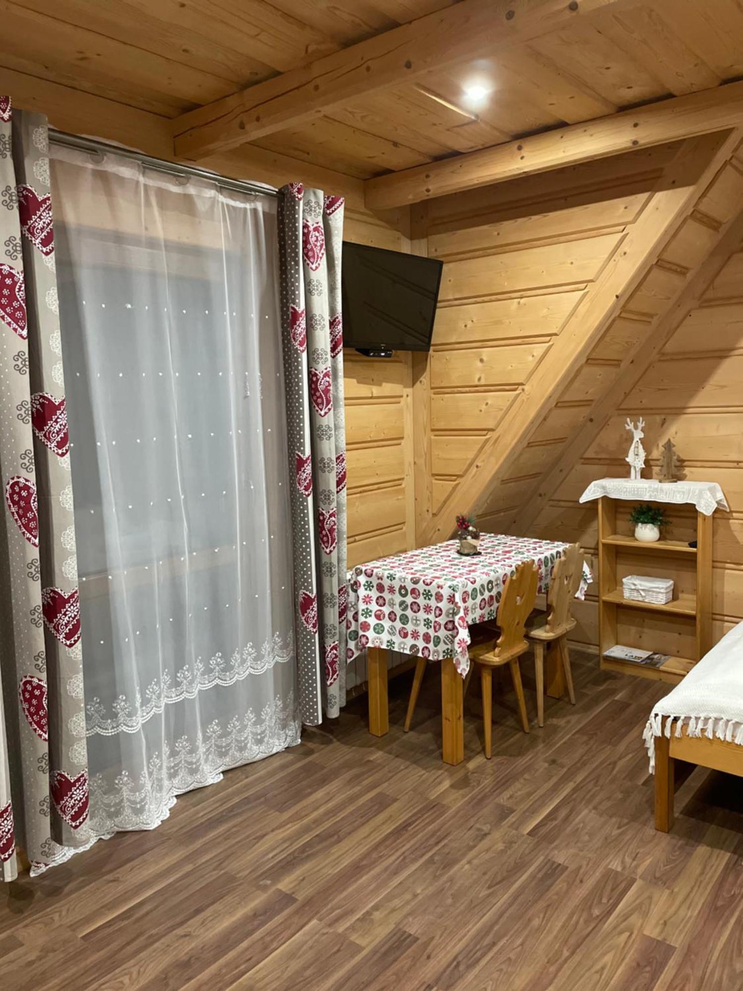 Appartement Pokoje Regionalne U Ani à Zakopane Extérieur photo