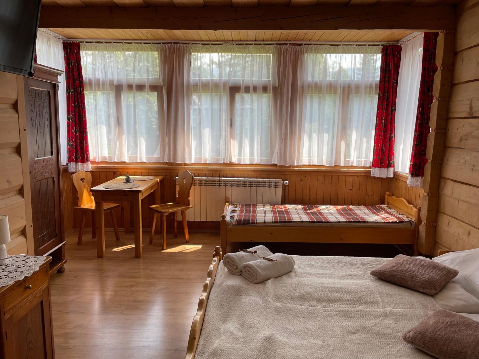 Appartement Pokoje Regionalne U Ani à Zakopane Extérieur photo