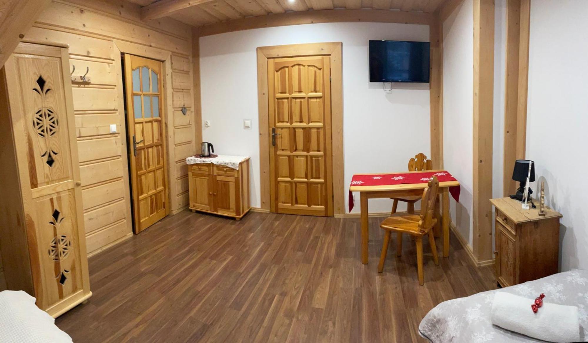 Appartement Pokoje Regionalne U Ani à Zakopane Extérieur photo